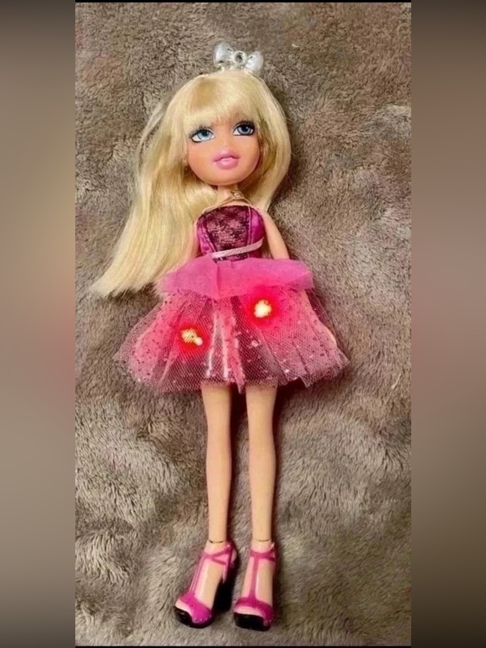 Bratz Funk n Glow Chloe Doll with Light-Up Dress
